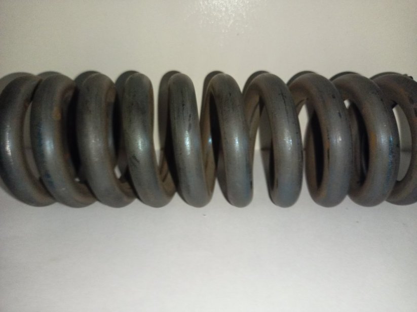 Compression spring 11x60x175x10,5 - D-504 EKV