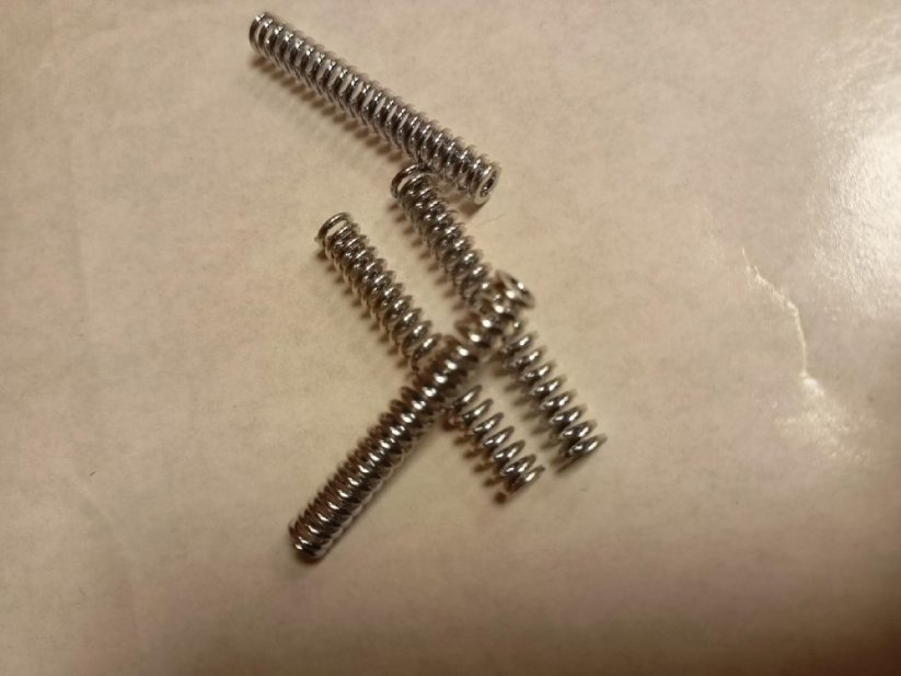 Pružina tlačná 1x5,7x40x21