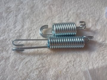 Pružiny stojanu motorky