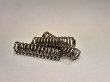 Tlačné pružiny - drát 0,9 mm